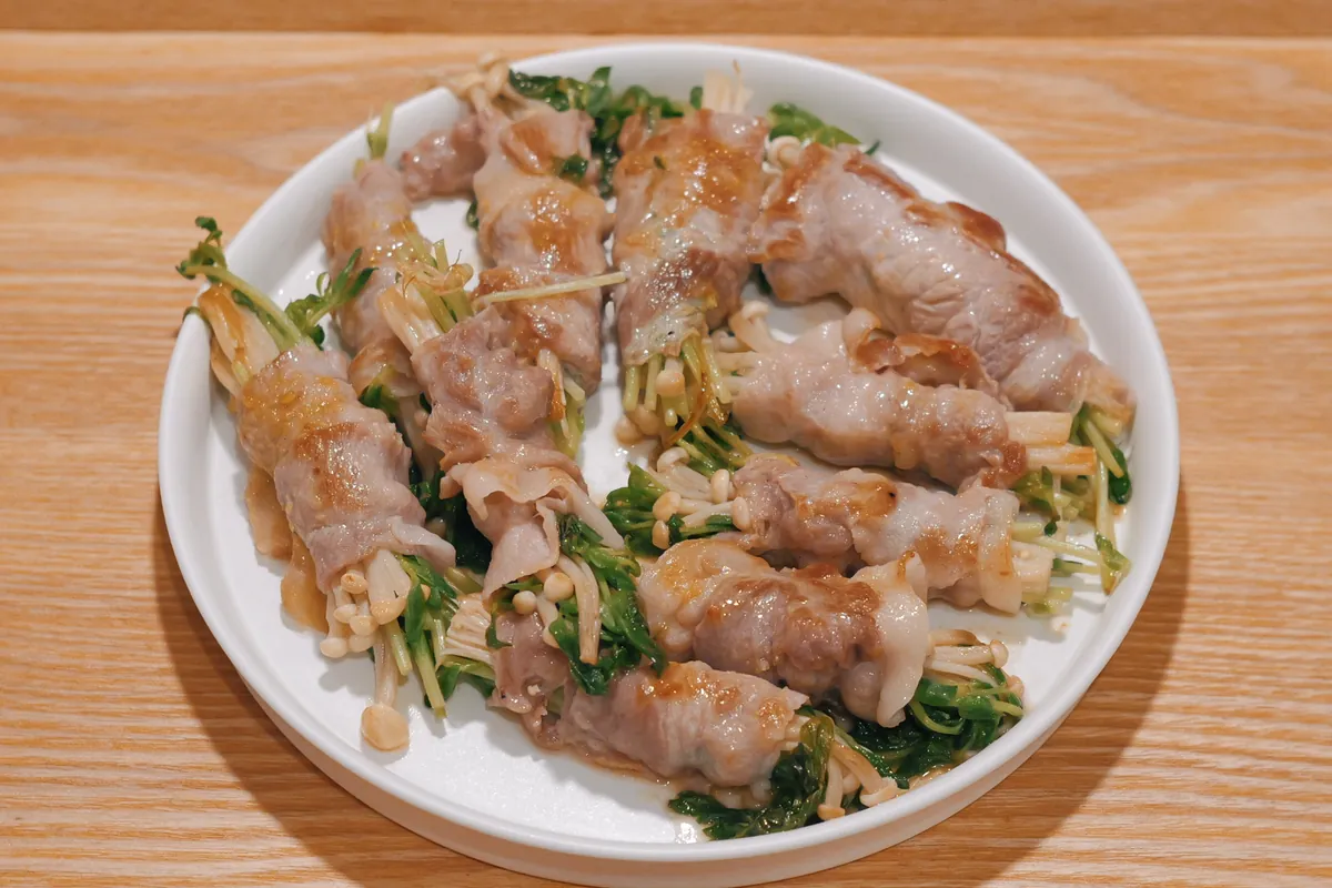 Recipe 豆苗とえのきの豚肉巻き